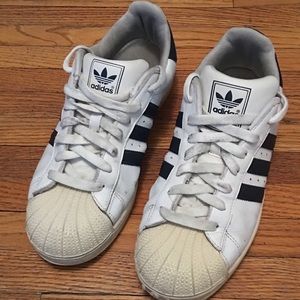 classic shell toe adidas